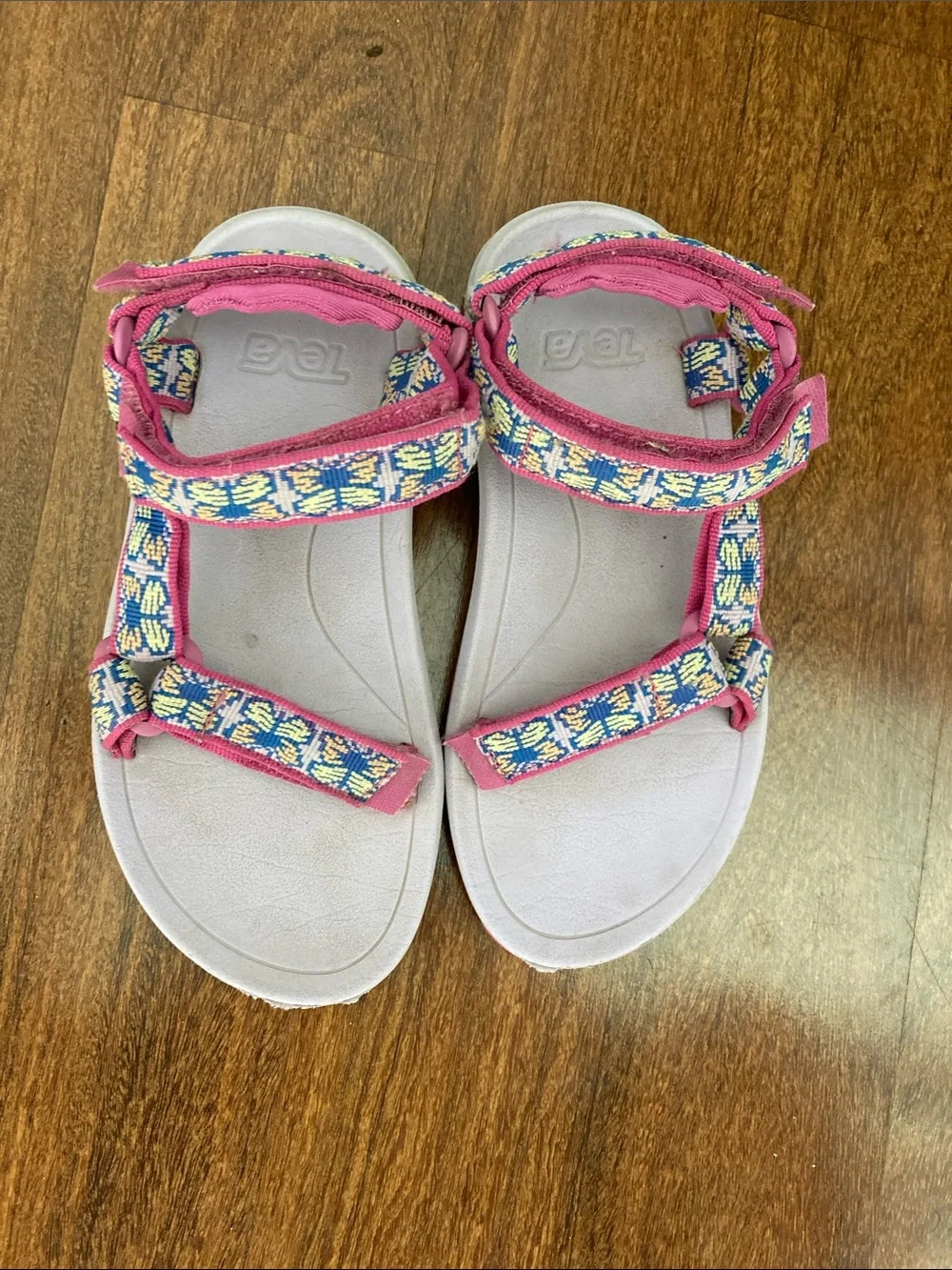 Teva Kids Pink Sandals Patterned Straps Sz 1